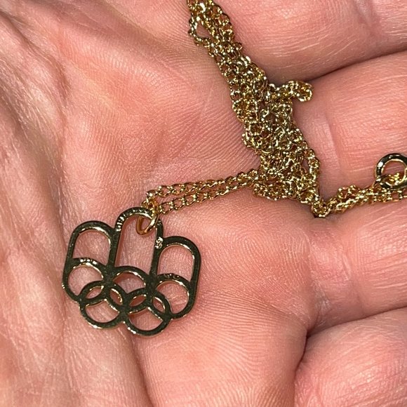 1976 MONTREAL OLYMPIC GAMES NECKLACE And Pin Duo Brotherhood.  Chain is 16”. - Picture 2 of 4